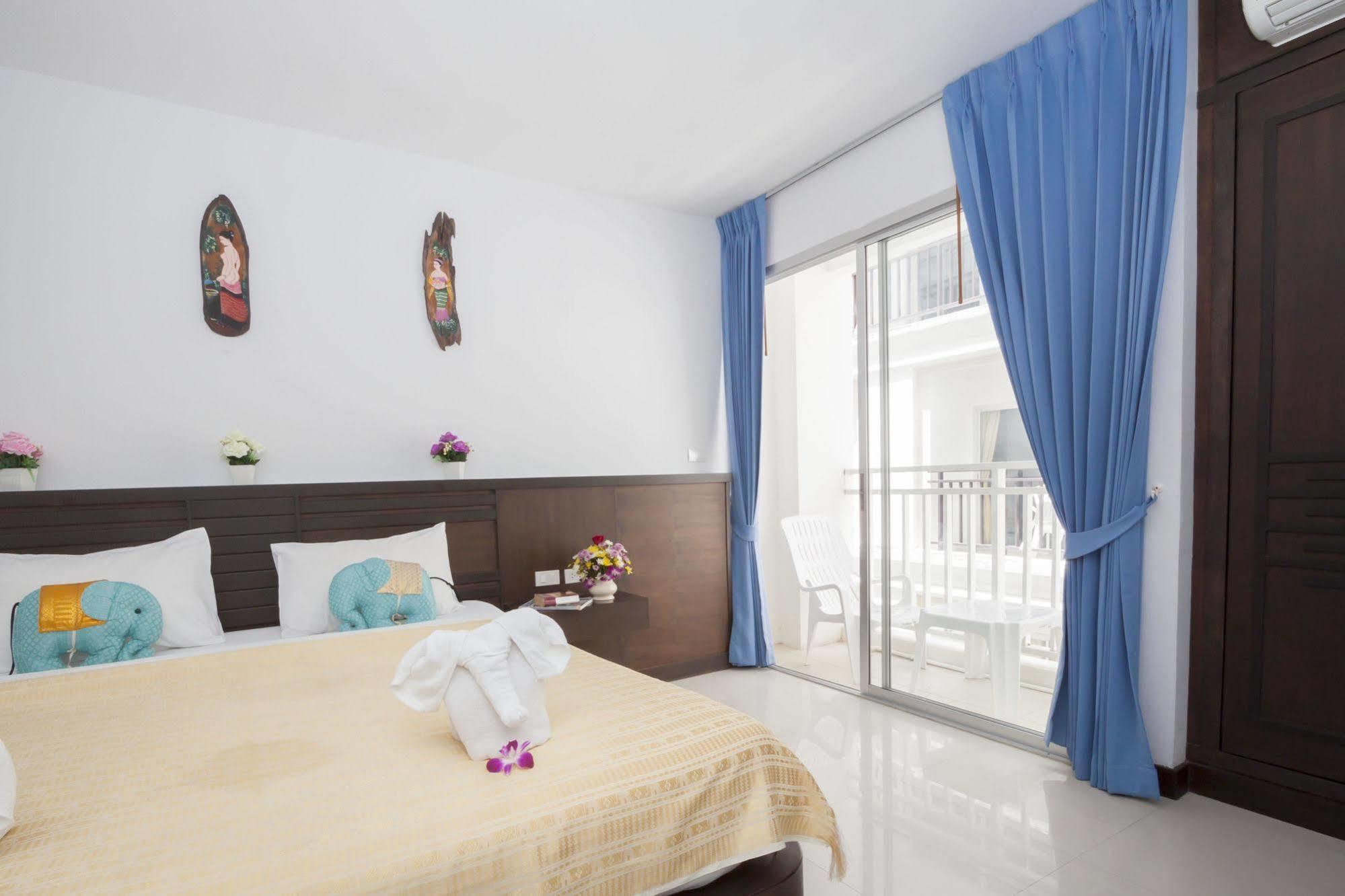 ลาร์น พาร์ค รีสอร์เทล Hotel Patong ภายนอก รูปภาพ